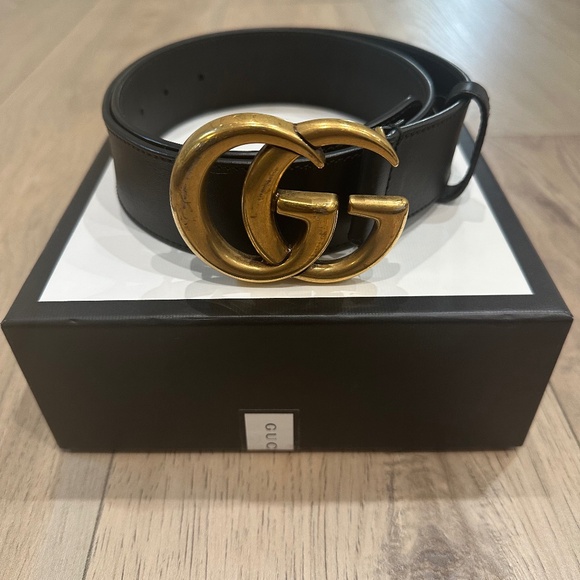 Gucci Accessories - Gucci Calfskin Double G 40mm belt